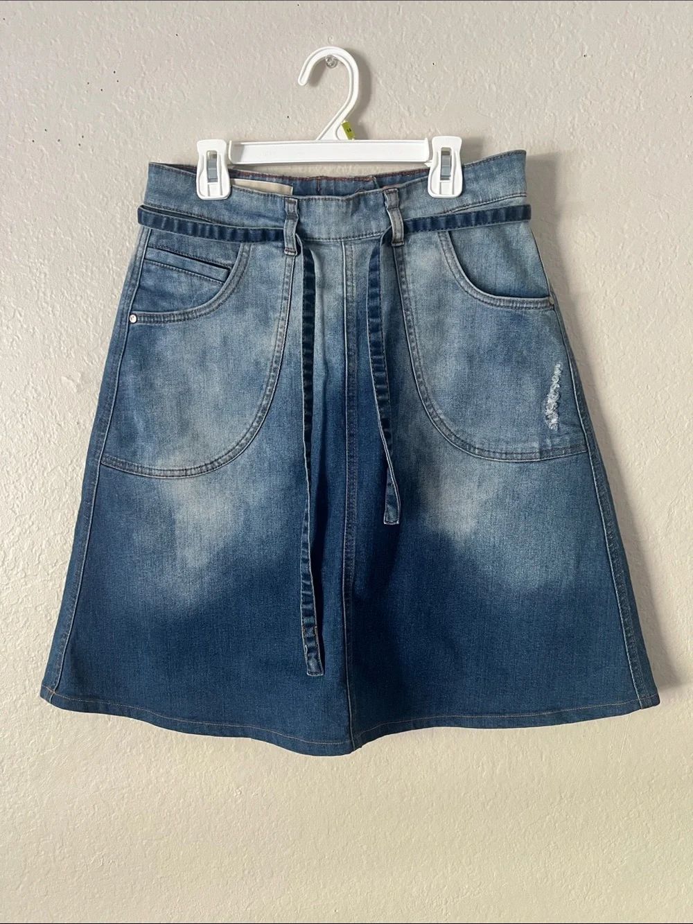 Like New! PILCRO and the Letterpress Denim A-Line Skirt Waist Tie Blue in 4